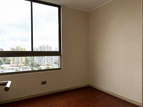 Vargas Buston / Gran Av., Metro C. Del Niño (87581)