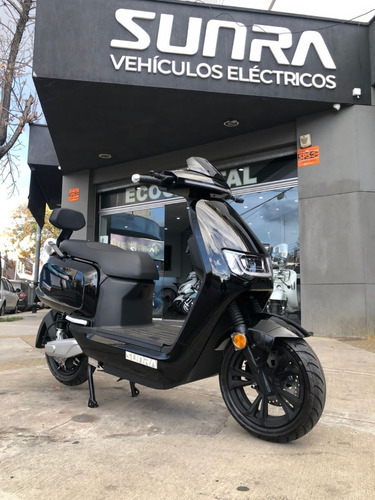 Imagen 19 de 25 de Moto Electrica R Bot Sunra 2 Litio 100km 95km/h En Stock