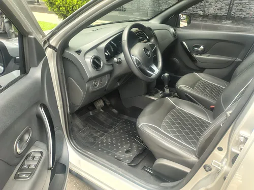 Renault Logan 1.6 Privilege / Intens