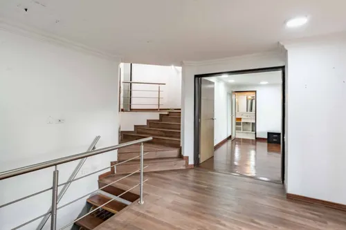 Casa En Arriendo En Sierras Del Moral. Cod V22942