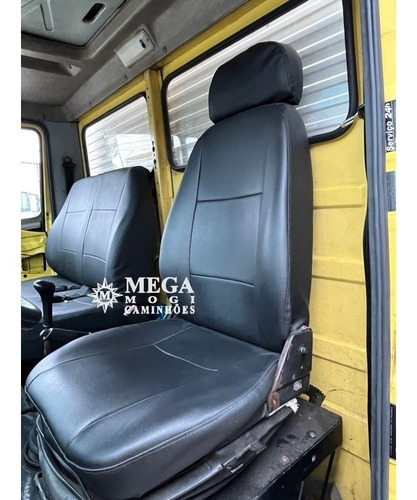 Imagem 8 de 9 de Mb 710 Baú