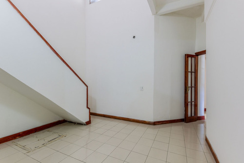 Venta 2 Ph Independientes En Lote Propio. Pompeya.