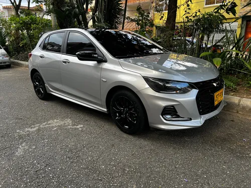 Chevrolet Onix 1.0T Rs Mt