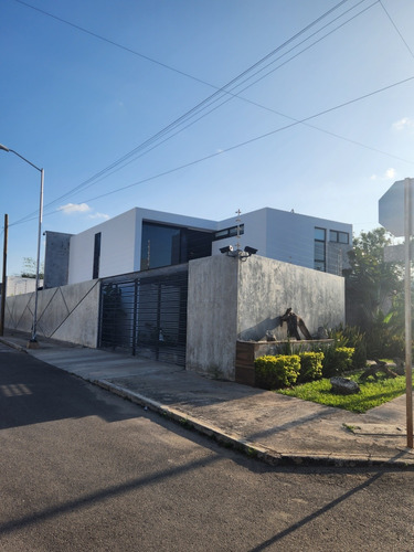 Venta Casa Estilo Industrial En Dzitya Mérida