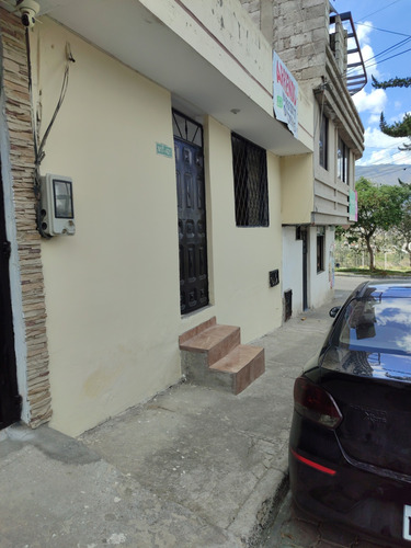 Casa Independiente En Carapungo