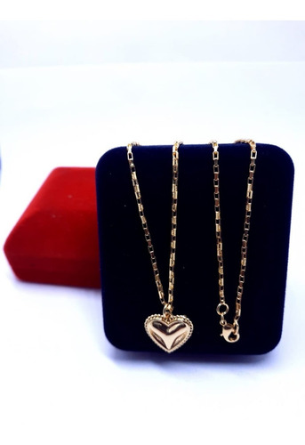 Imagen 2 de 3 de Colgante, Cadena Con Dije De Corazón Chapado En Oro 18k