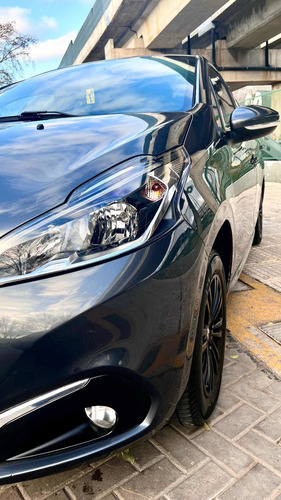 Imagen 4 de 15 de Peugeot 208 2018 1.6 Allure