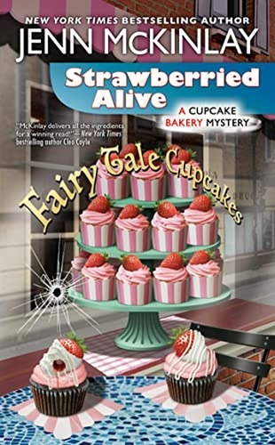Strawberried Alive (cupcake Bakery Mystery) (libro En Inglés