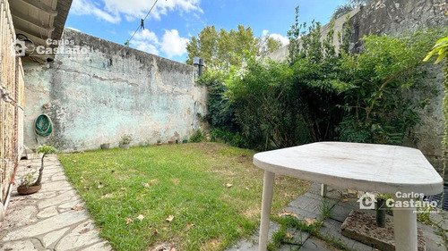 Chalet A Mejorar, 4 Amb. En Planta Baja Con Jardín Y Garaje, A 2/c De Av. Maipú