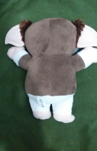 Peluche De Gizmo Neca Gremlins (Usado)