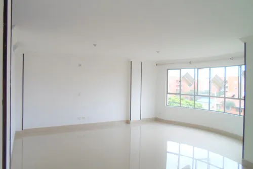 Amplio Apartamento Exelente Ubicacion