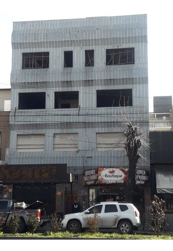 Imagen 2 de 13 de Inmueble Comercial En Alquiler En Lanus Oeste