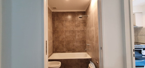 Imagen 6 de 7 de Dpto Tipo Ph En Venta De 2amb En Monte Castro En Planta Baja Con Patio A Estrenar
