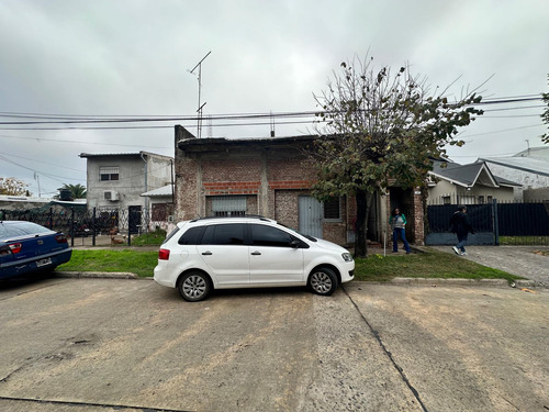 Casa A Reciclar Demoler