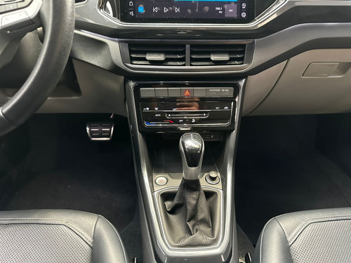 Volkswagen T-Cross 1.4 250 TSI TOTAL FLEX HIGHLINE AUTOMÁTICO