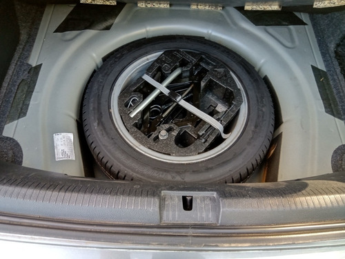Volkswagen Vento 2.5 Advance Plus 170cv 2016