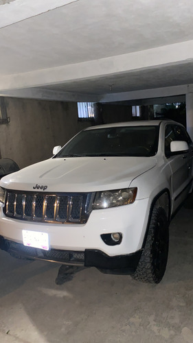 Jeep Grand Cherokee 5.7 Overland V8 Tech Group 4x4 Mt