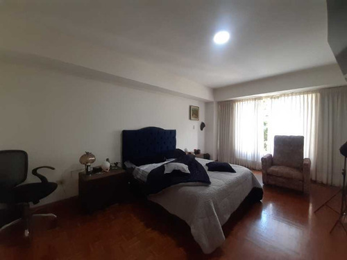 Imagen 14 de 19 de Venta Apartamento 182m2 4h/4b/2p El Cafetal - El Limón