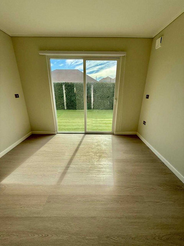 Oportunidad Casa Nueva Serena Golf (95768)