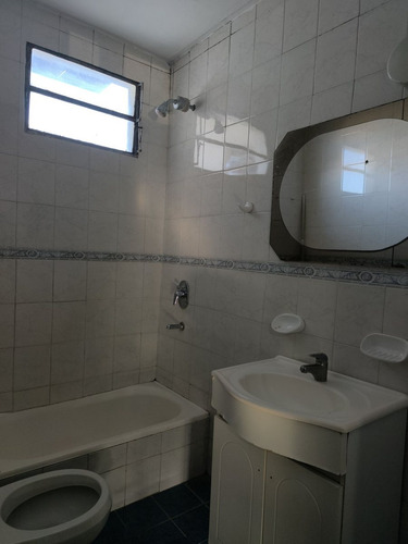 Alquiler Casa Comercial - Yerba Buena