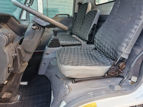Isuzu Elf 400 Modelo 2007