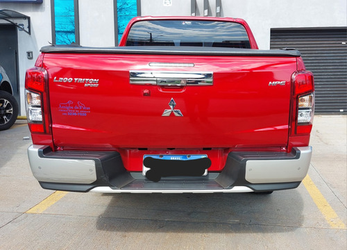 Mitsubishi Triton 2.4 Hpe Cab. Dupla 4X4 Aut. 4P