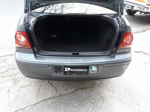 Imagen 8 de 15 de Volkswagen Bora 1.9 Trendline I 100cv 2008