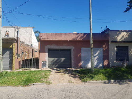 Casa En Venta En Berazategui