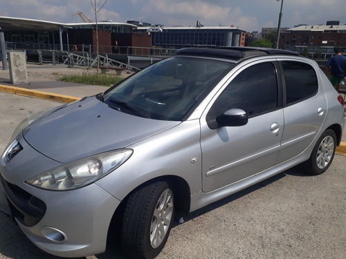 Peugeot 207 2010 2.0 Sedan Xt Hdi