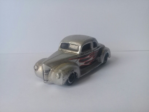 Hot Wheels 2001 Silver 1940 Ford Coupe Bad Eights King