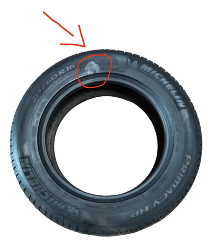 Pneu Michelin 215/60 R16 Usado Com Detalhes