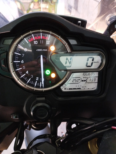 Suzuki V-strom Dl 1000