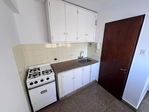 Monoambiente En Alquiler O Venta En La Plata