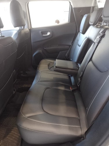 Imagen 17 de 22 de Fiatt Toro Freedom 4x4 Cd Diesel At9 Tr3 Oferta