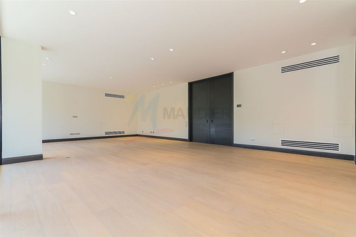 Departamento En Arriendo De 4 Dorm. En Las Condes