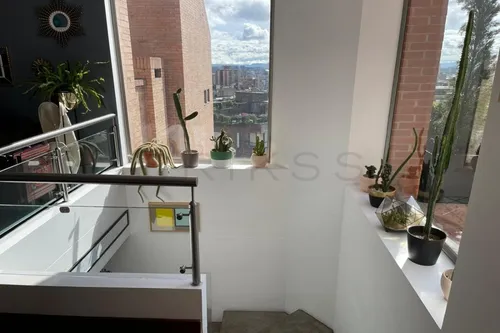 Apartamento En Arriendo/venta En Los Rosales. Cod A1957