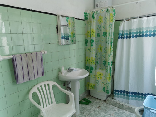 Imagen 11 de 11 de Kv Amplio Apto Pocitos , Alquilado, 2 Dormitorios, Baño, Gran Terraza, Lavadero