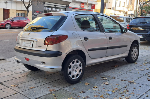 Peugeot 206 1.6 Xr Premium