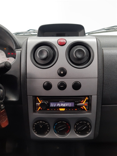 Citroën Berlingo 1.4 Bussines Mixto Gnc 2015 - Tute Cars Va