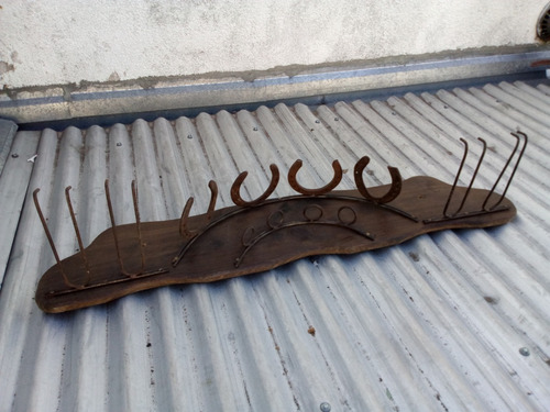 T- Bodega Artesanal Rustica Porta Botellas En Madera Hierro (Usado)