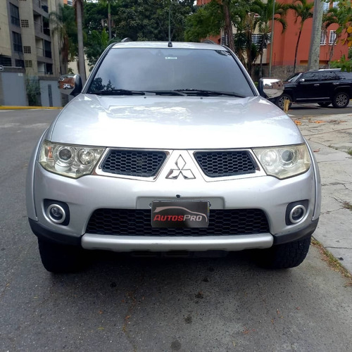 Imagen 2 de 10 de Mitsubishi