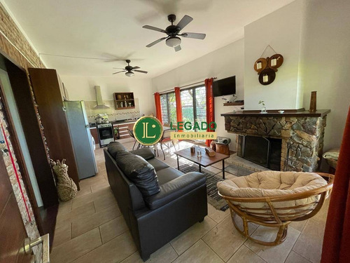 Hermosa Casa En Las Toscas, A 1 Cuadra Y Media De La Playa, En Alquiler De Temporada