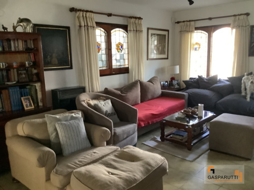Imagen 11 de 17 de Casa En Venta En Aranjuez 5 Ambientes Con Pileta!