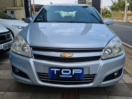 Imagem 2 de 9 de Vectra 2.0 Mpfi Elegance 8v Flex 4p Automático