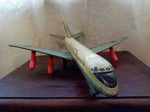 Avión Halcón Vispa Hojalata Fricción (Usado)