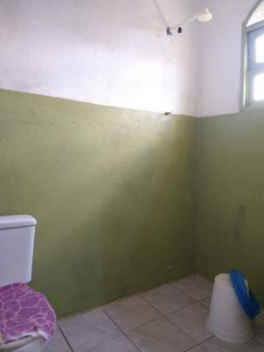Imagem 8 de 12 de Casa Em Local De Moradores, Próxima Ao Centro Comercial, À 1,8 Km Do Mar, No Balneário Gaivota, Em Itanhaém