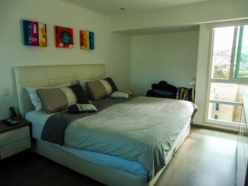 Ss: Vende Apartamento 24-6297 En Mesetas De Santa Rosa De Lima De 220 M2, 4h/3b/3pe