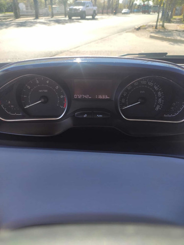 Peugeot 208 1.5 Allure Touchscreen 2016