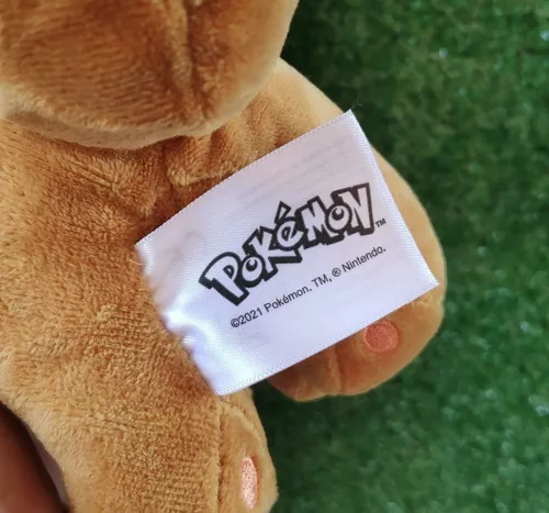 Eevee Piscando Pelúcia Original WCT 20cm