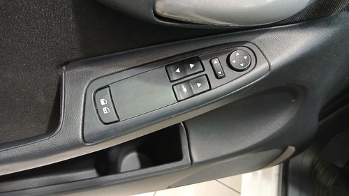 Fiat Stilo 1.8 8v Attractive Flex 5p
